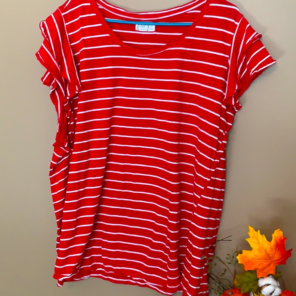 Maurices ruffle sleeve striped top sz 4X